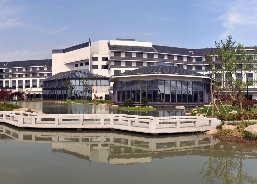 Worldhotel Grand Dushulake Suzhou Суджоу Екстериор снимка