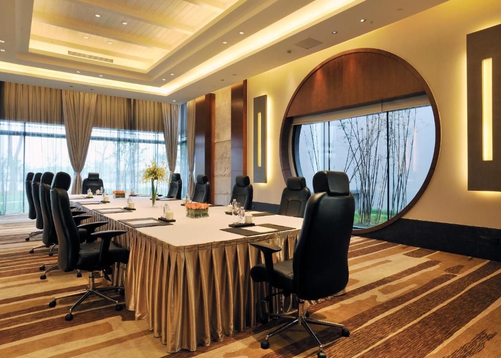 Worldhotel Grand Dushulake Suzhou Суджоу Бизнес снимка