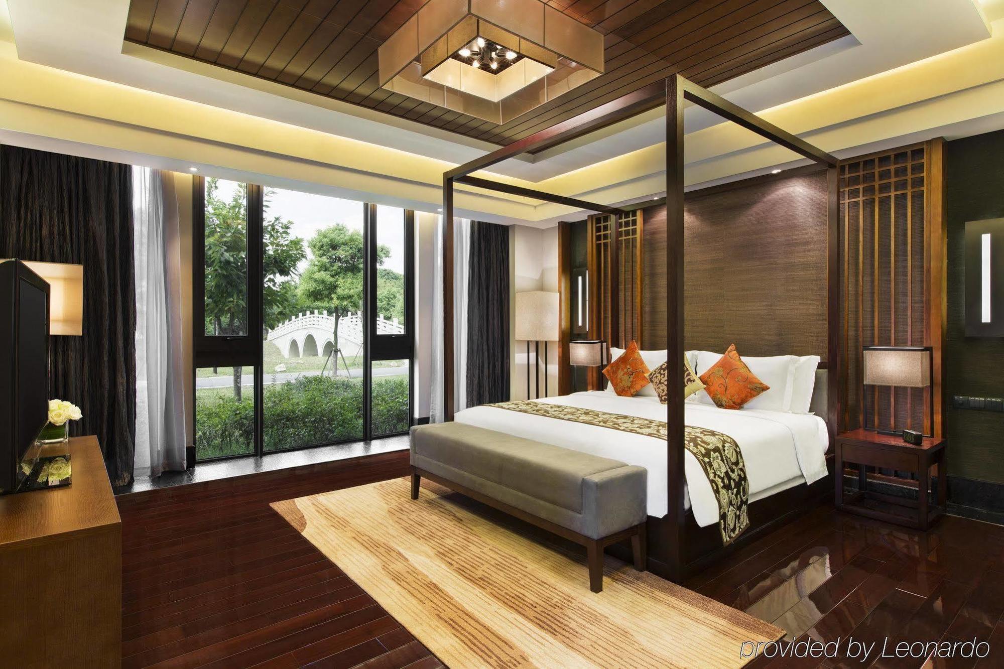 Worldhotel Grand Dushulake Suzhou Суджоу Екстериор снимка